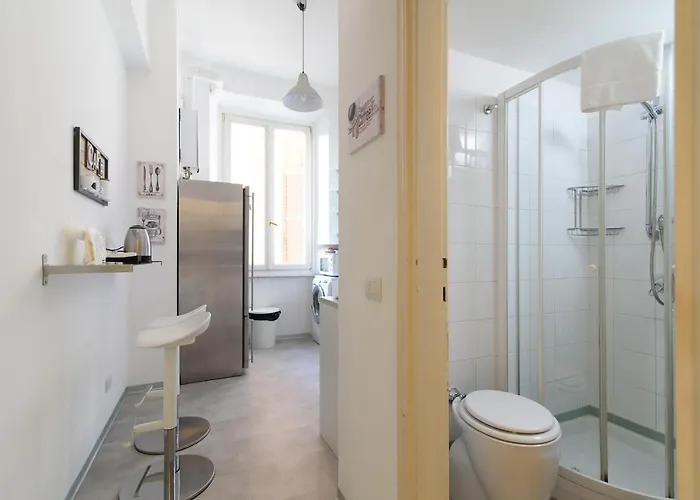 White Napoleone Apartamento