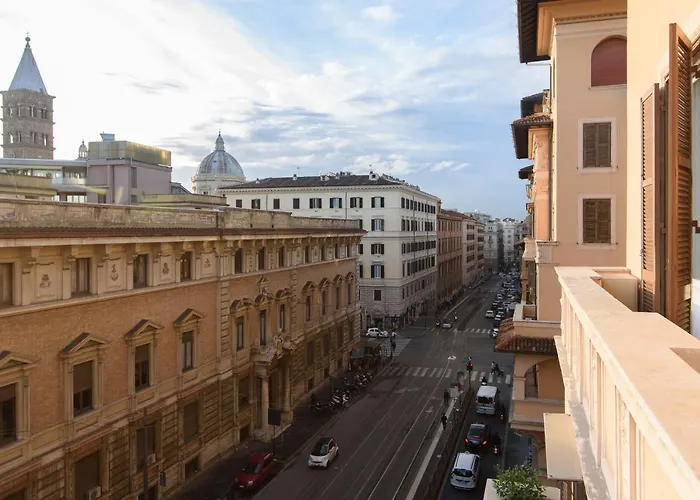 White Napoleone Apartamento *